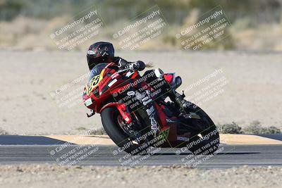 media/Dec-04-2025-Racers Edge (Thu) [[5ebc9f124d]]/3-B Group/1-Session 1 (Turn 7)/